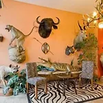 Bavaria Safari ホテル 3*