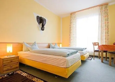 Hotel Bavaria Safari